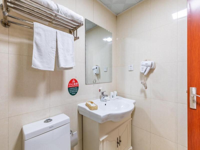 Greentree Inn Liaoning Dalian Development Zone Jinma Road Pedestrian Street Express Hotel Ngoại thất bức ảnh
