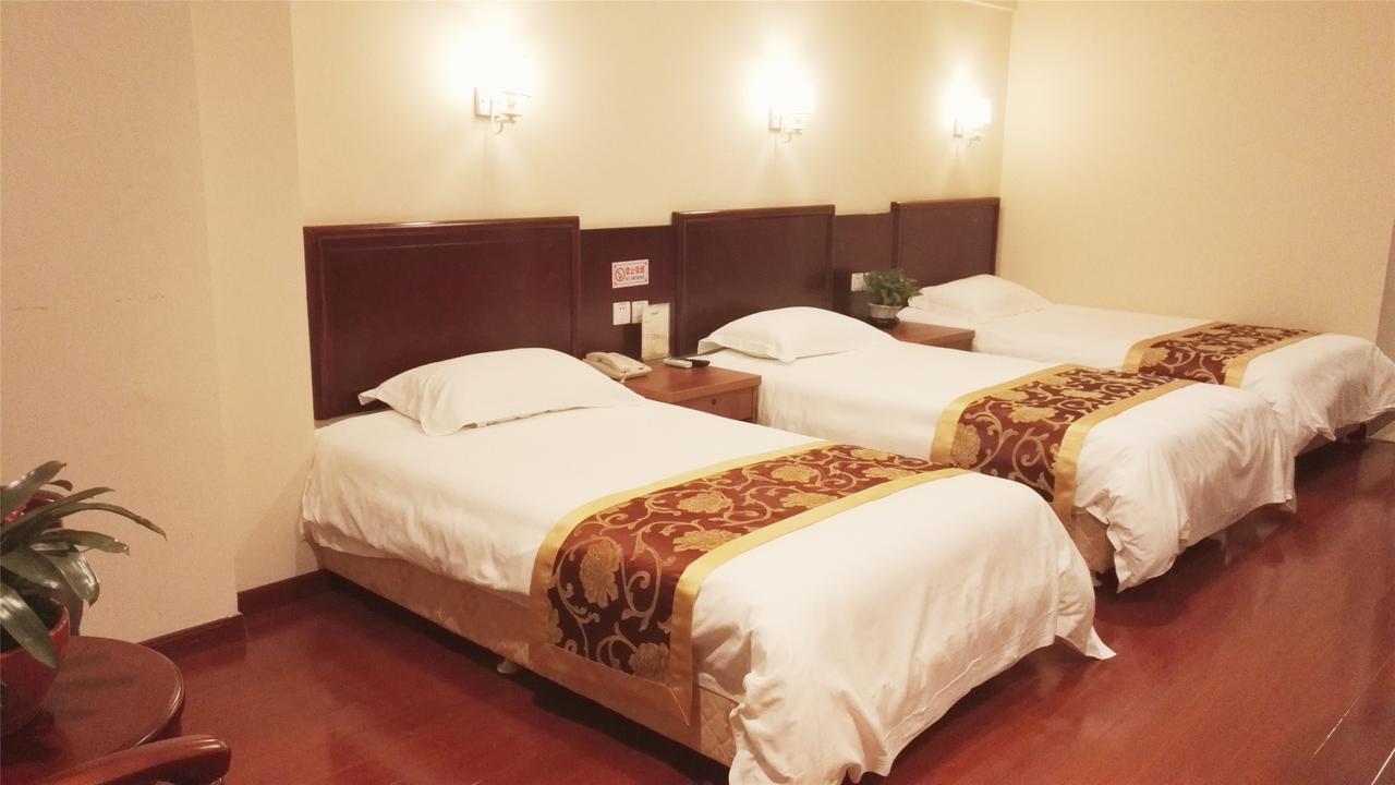 Greentree Inn Liaoning Dalian Development Zone Jinma Road Pedestrian Street Express Hotel Ngoại thất bức ảnh